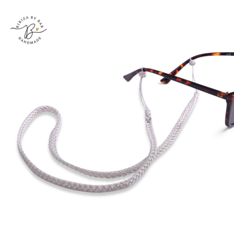 BRAIDED GLASSES STRAP IN SILVER